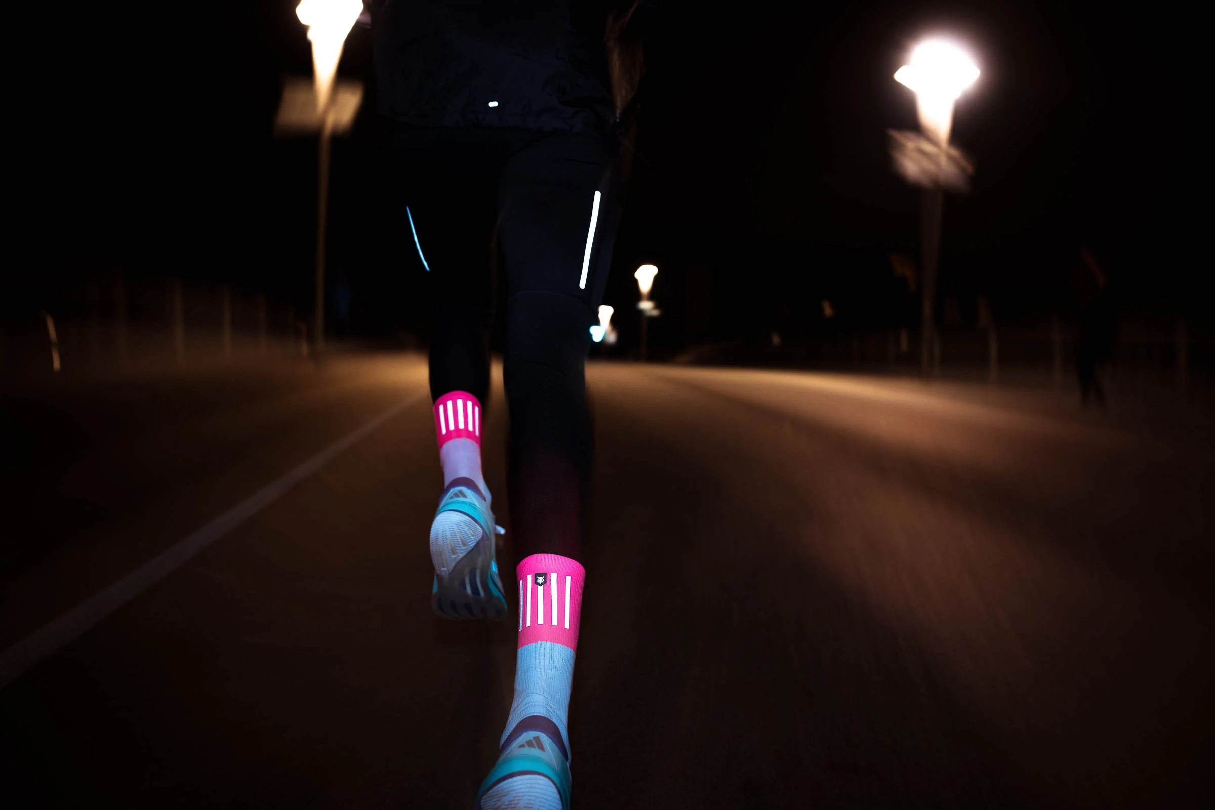 INCYLENCE HIGH-VIZ V3 PINK - Image 7