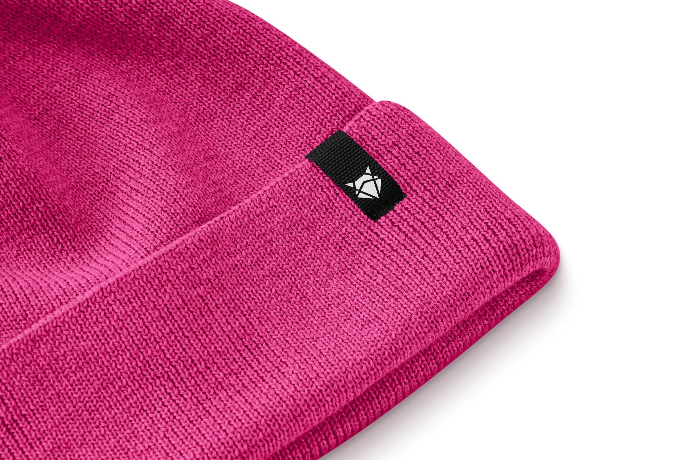 INCYLENCE MERINO BEANIE MAGENTA - Image 4