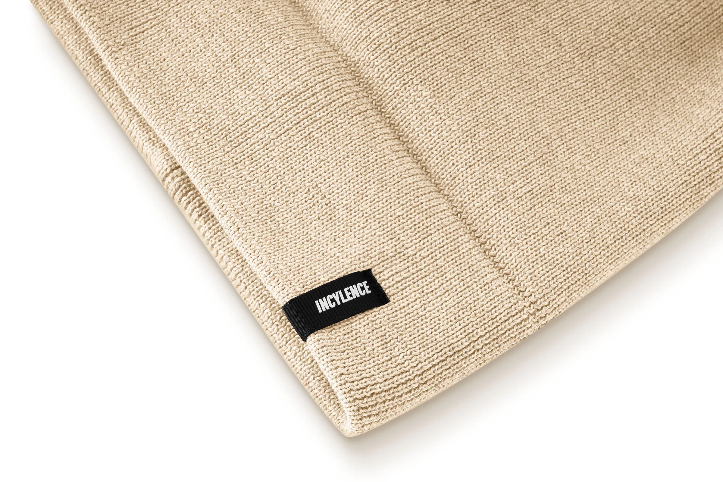 INCYLENCE MERINO BEANIE SAND - Image 5