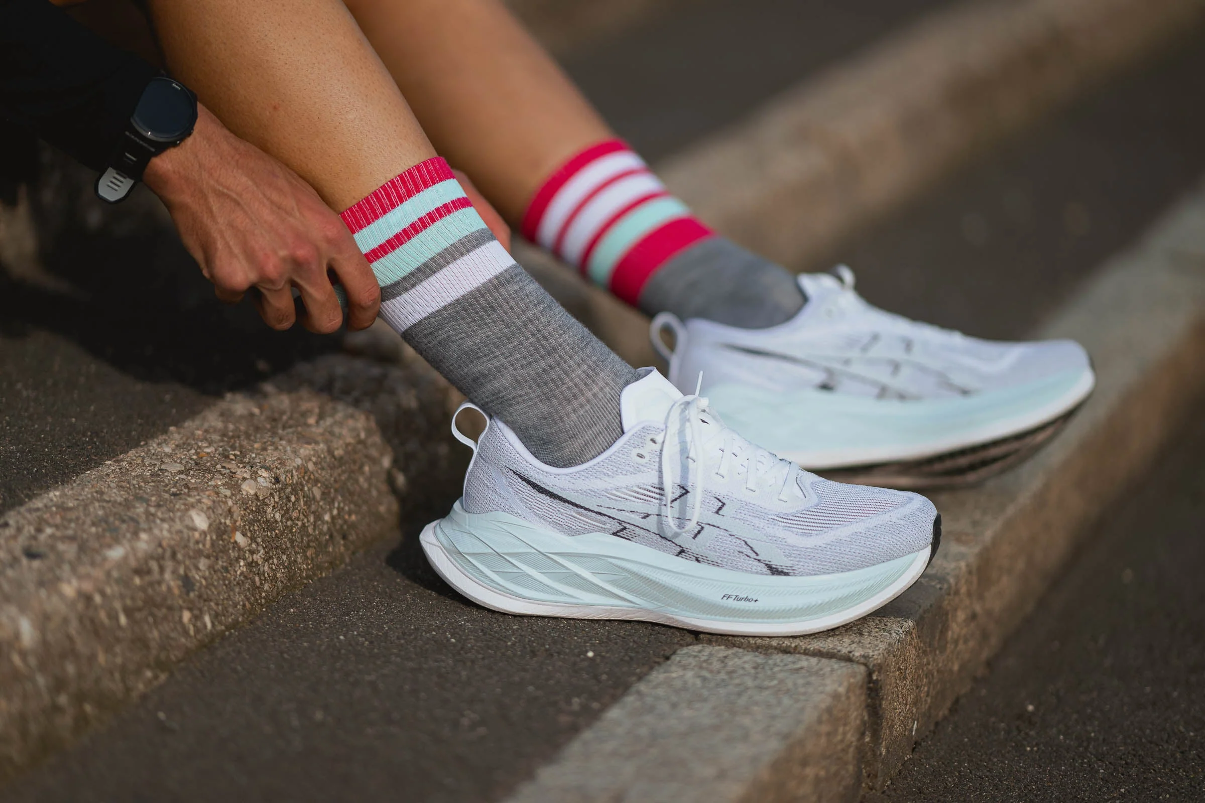 INCYLENCE MERINO STRIVE LIGHT GREY SKY BLUE - Image 6
