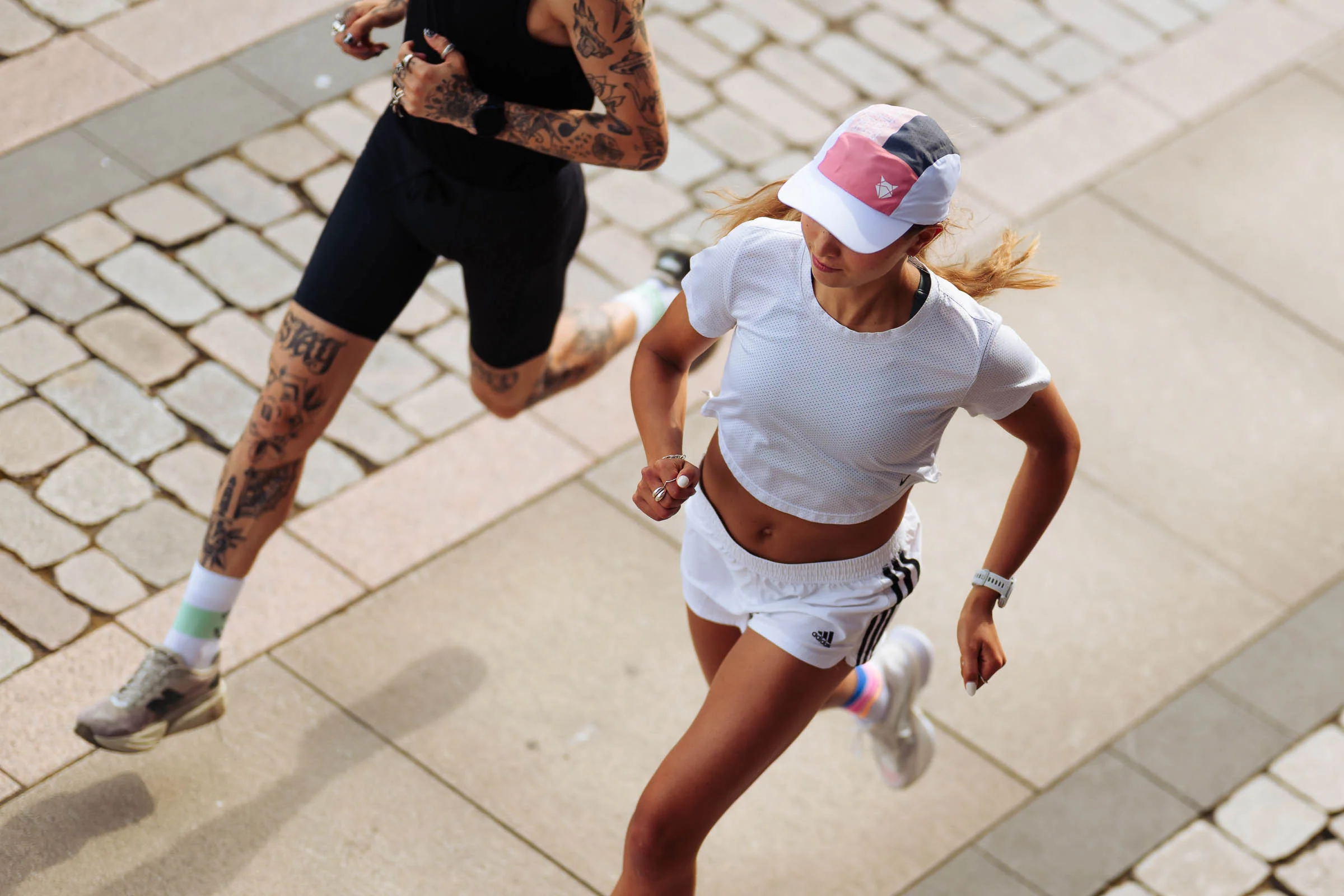INCYLENCE RUNNING CAP AIRGRIDS PULZE - Image 3