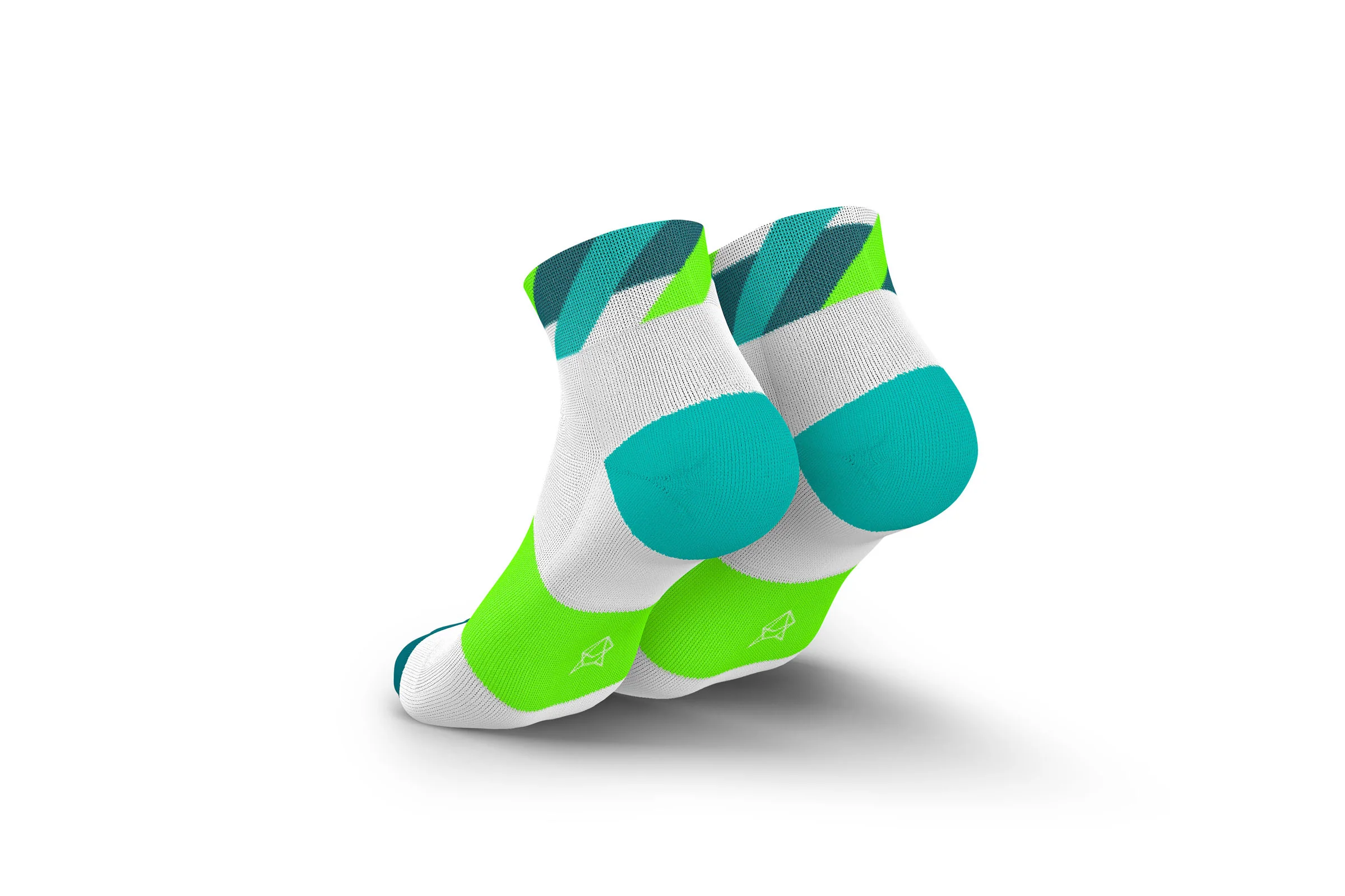 INCYLENCE RUNNING LOOPS SHORT WHITE GREEN - Image 2