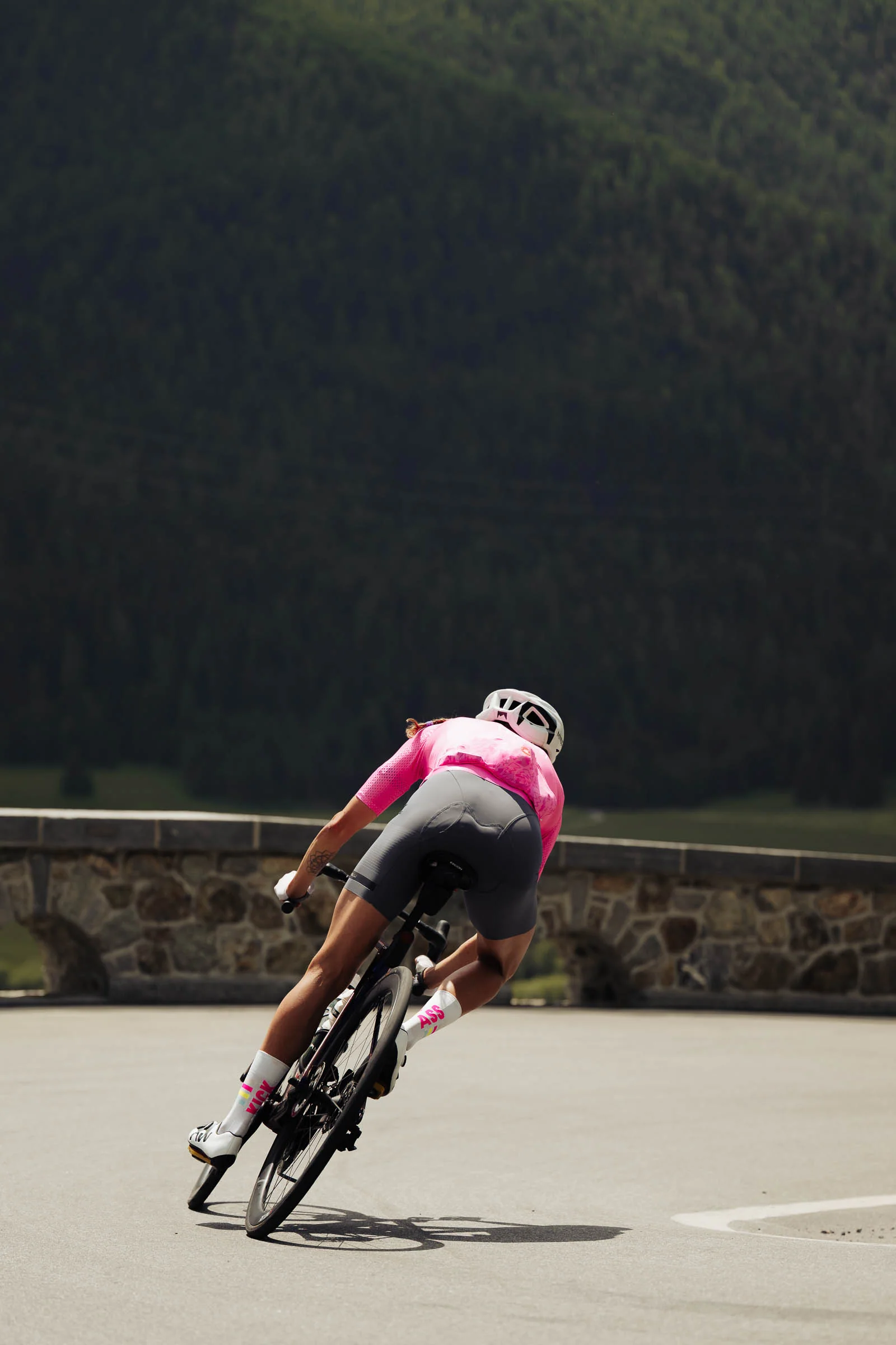 INCYLENCE ULTRALIGHT KICKASS V3 CANARY PINK - Image 6